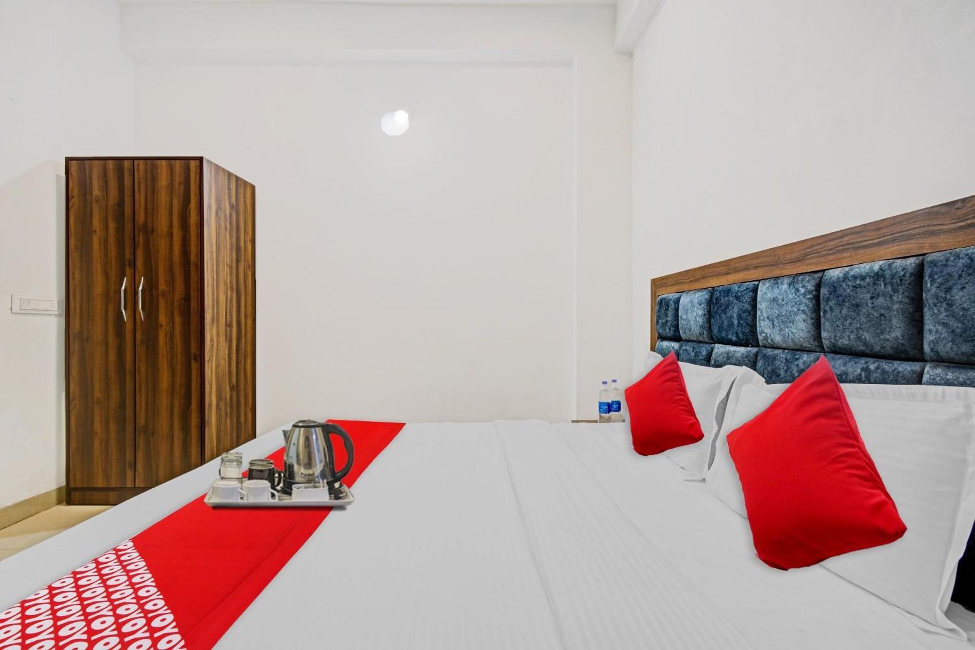 Hotel O Padharo Saa Udaipur Buitenkant foto